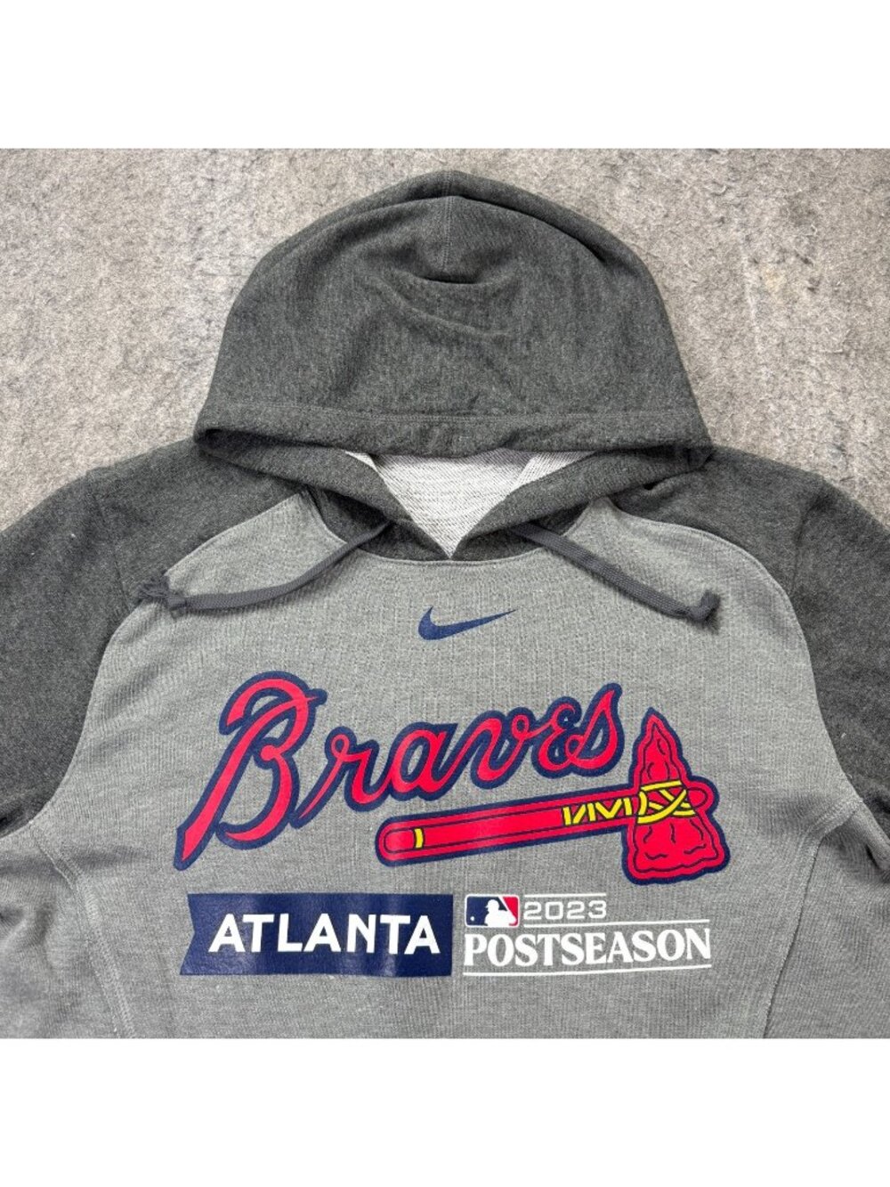 Atlanta Braves Nike Hoodie Men M Gray Pullover Fleece 2023 Postseason 3/4 Sleeve